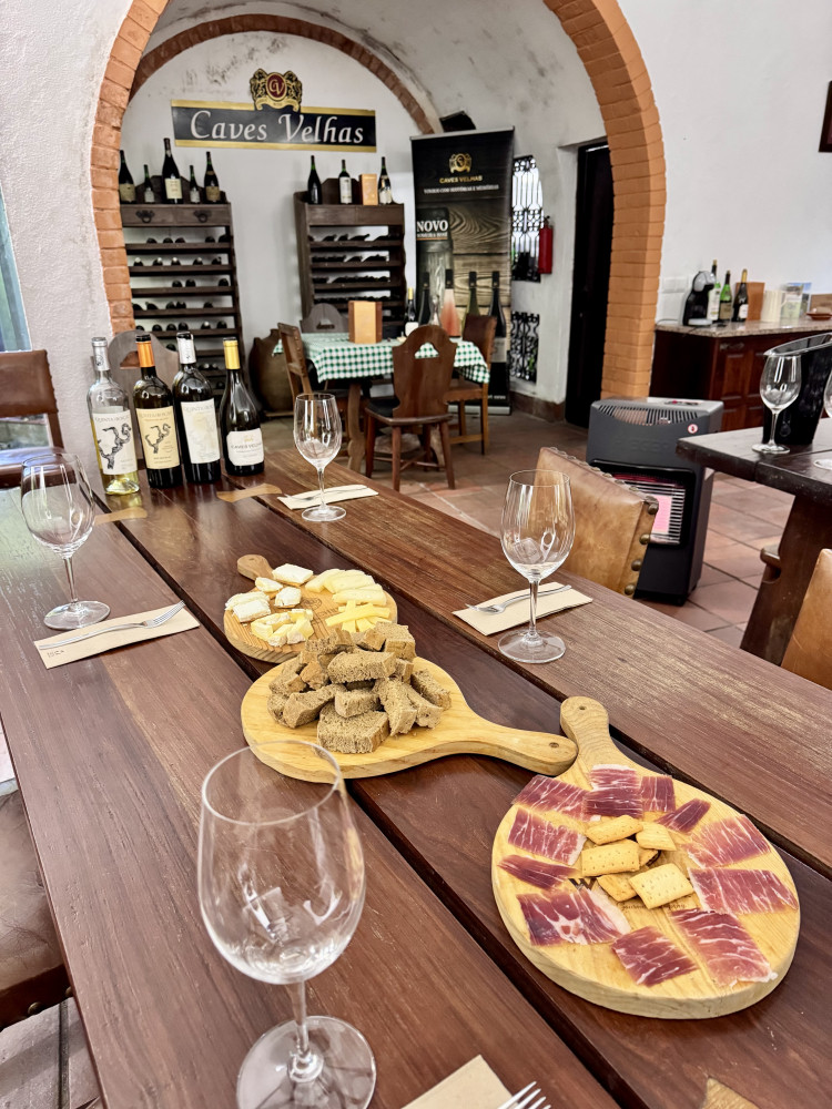 North Lisbon Exclusive Hidden Gem with Wine & Food Tasting