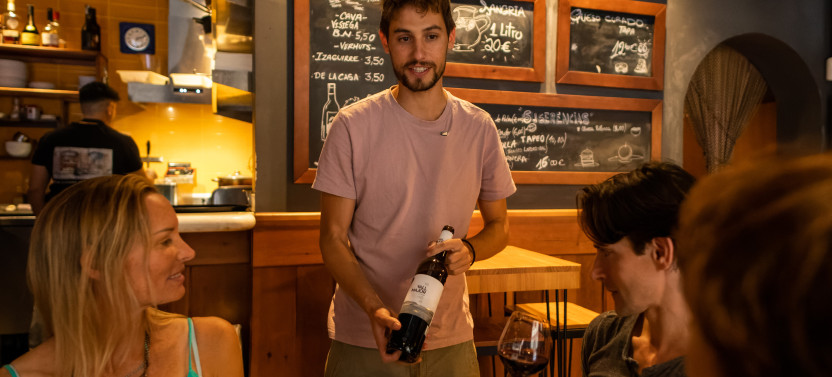 Barcelona Gothic Quarter VIP Tapas & Wine Tour, photo 5 of 19
