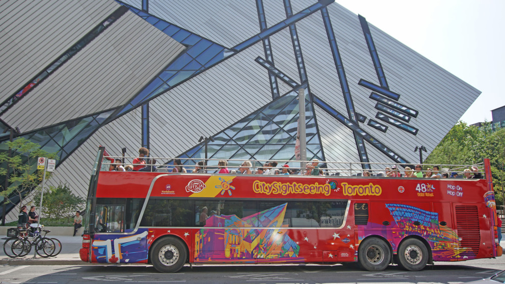 24 Hop On Hop Off Toronto Bus Tour with Boat Cruise