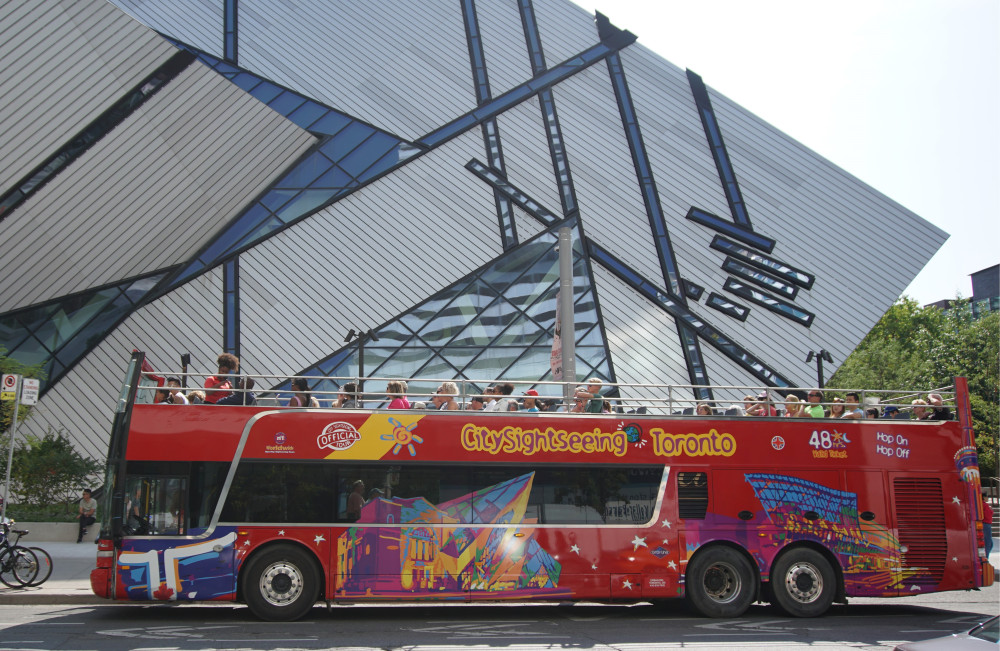 48 Hour Hop On Hop Off Toronto Bus Tour With Boat Cruise