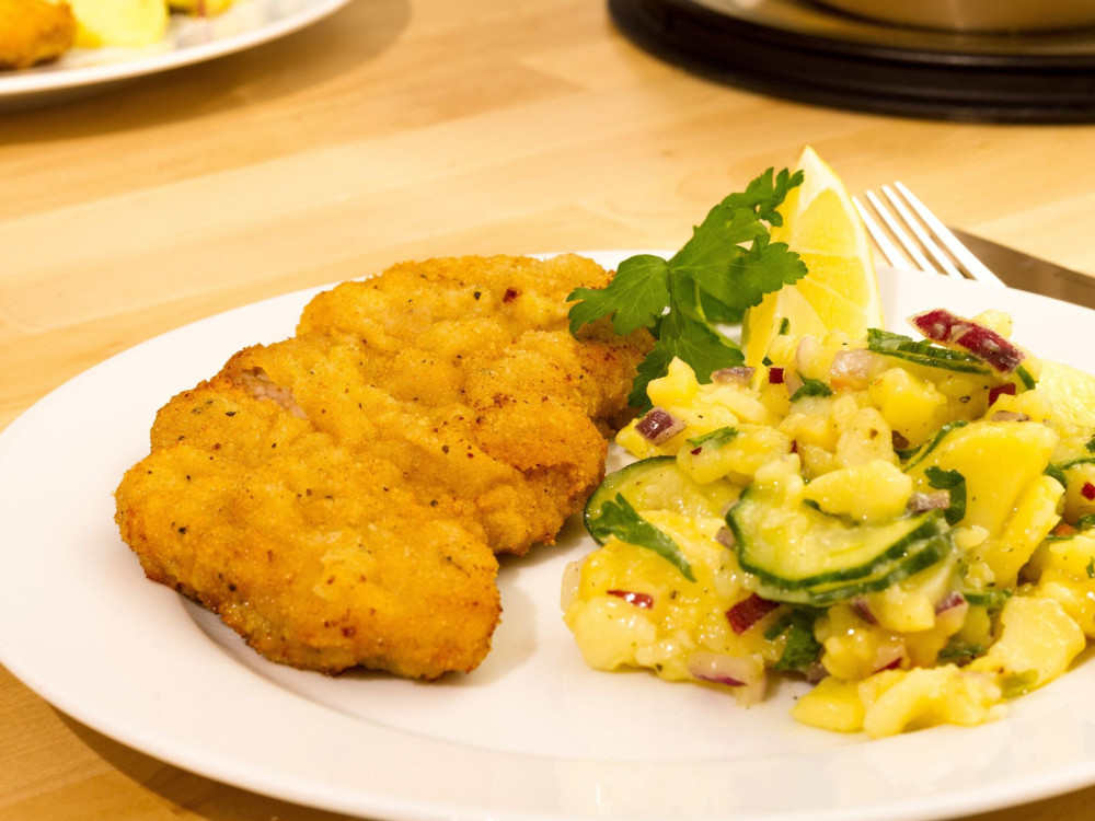 Authentic Austrian Cooking Class in Vienna with Market Tour