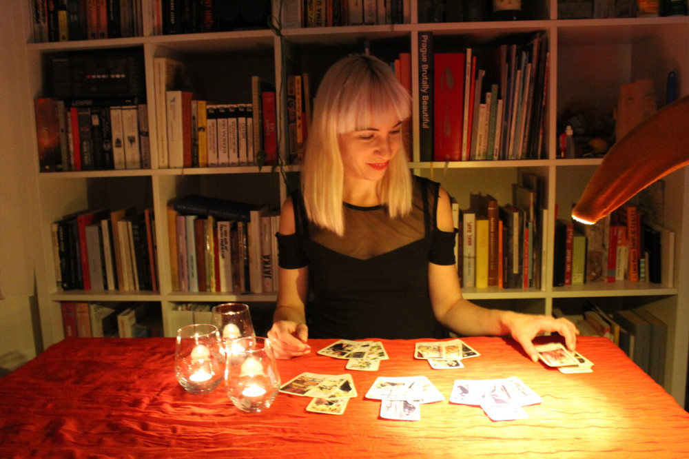 Shared Group Prague Fortunetelling Workshop