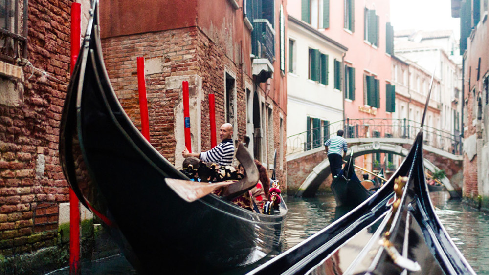 Welcome to Venice: St. Mark's Basilica & Gondola Ride