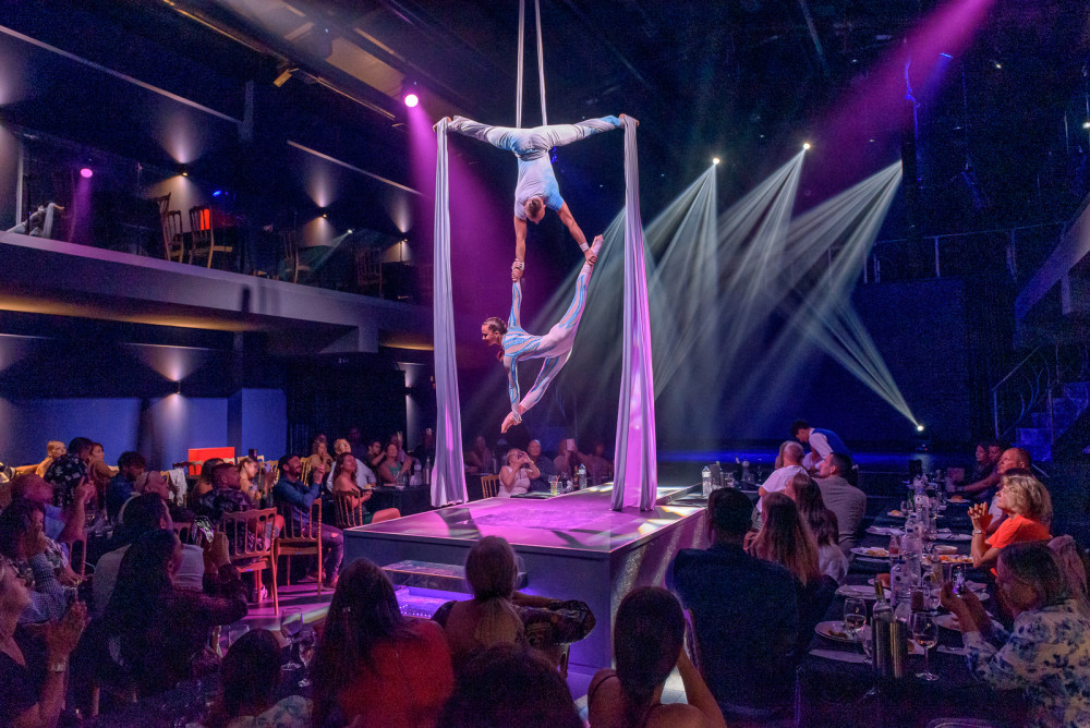 Spectacular Show with 4 Course Meal in the Heart of Hersonissos