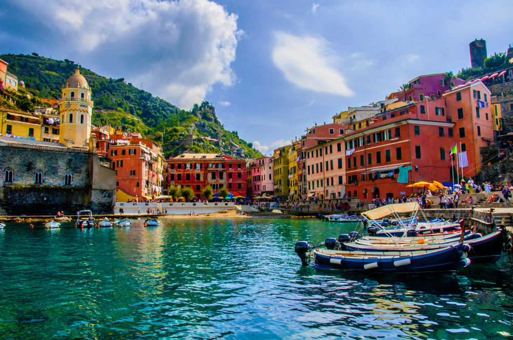 Exclusive Cinque Terre by Private Boat from Florence