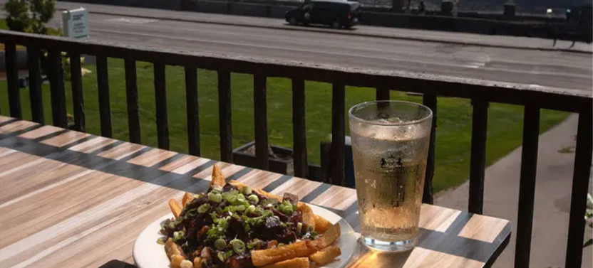 Niagara Falls All Canadian Food Walking Tour