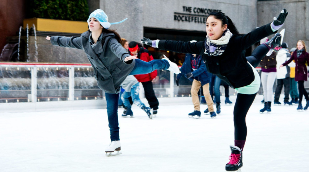 The Rink at Rockefeller Center: General Admission with Skate Rental