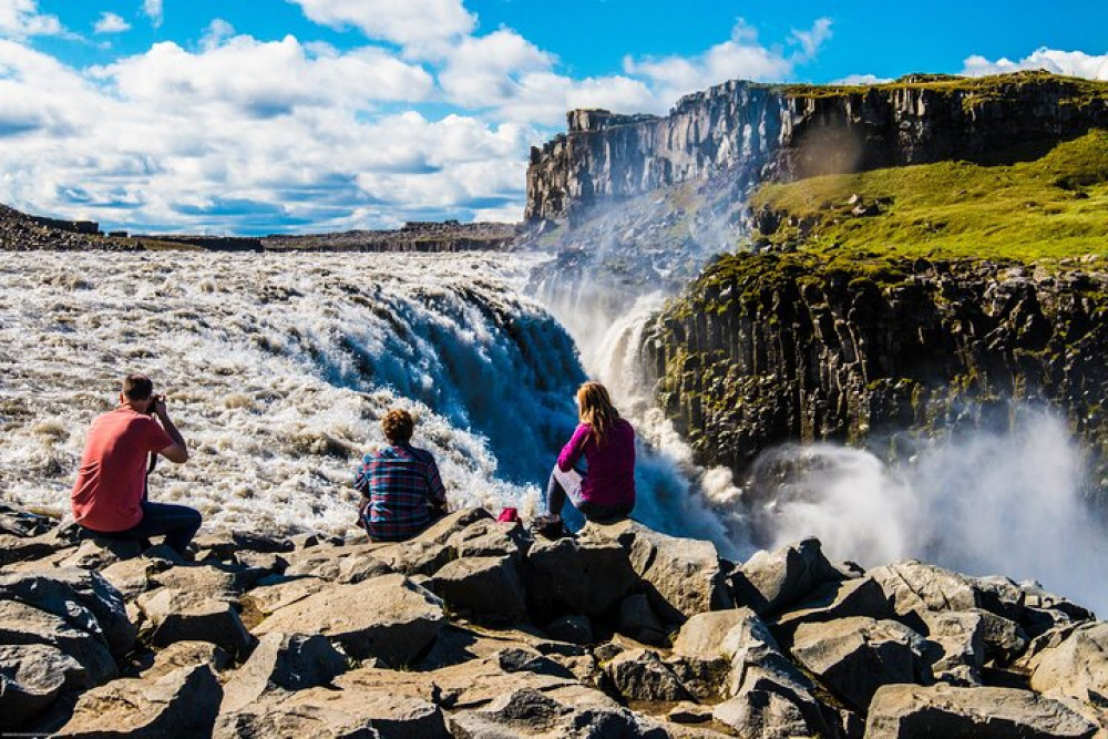 Small Group: 4x4 Diamond Circle Day Tour from Akureyri or Lake Myvatn