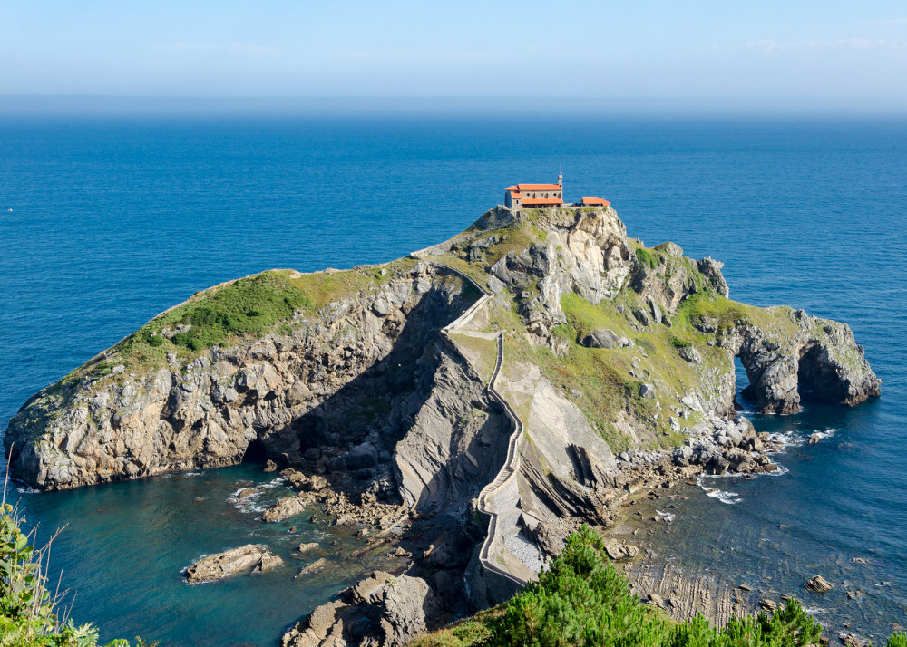 Dragonstone and San Sebastian Private Tour from Bilbao