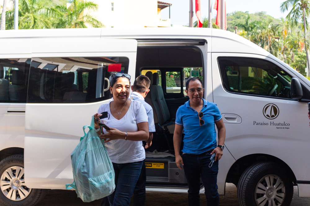 Oaxaca Airport Round-Trip Shuttle Service