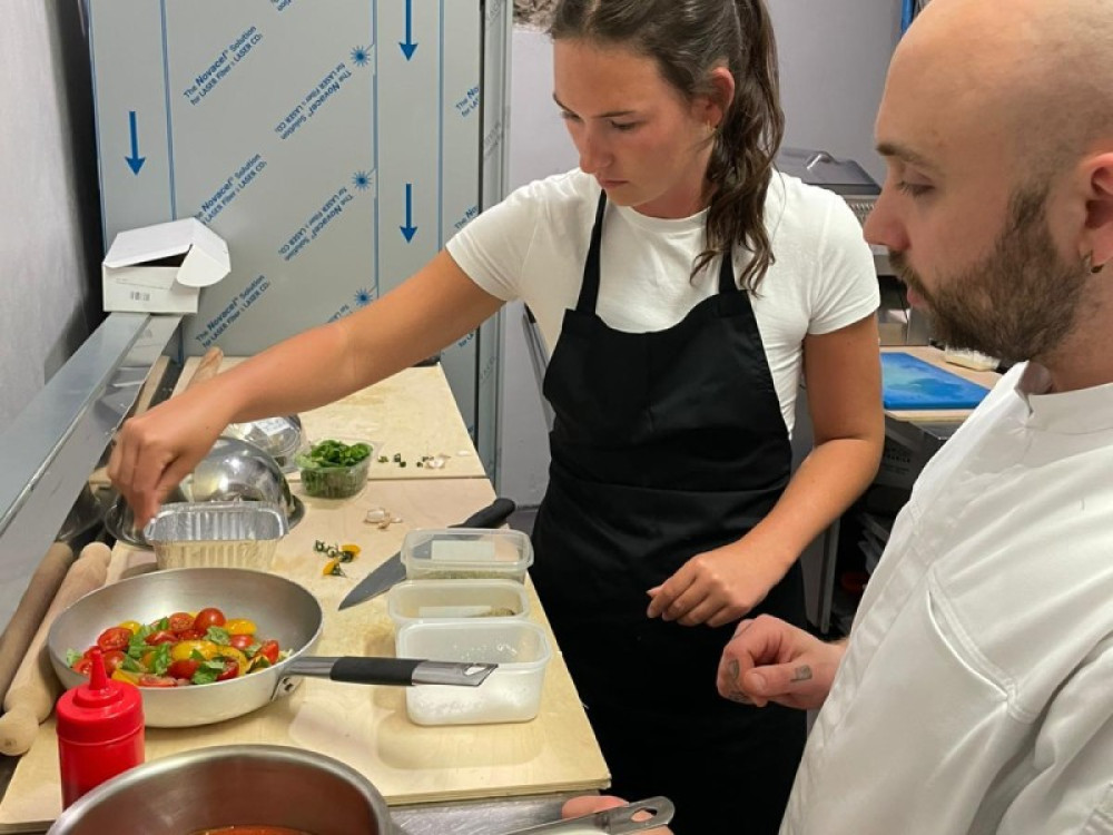 Florence Cooking Class in a 14th Century Palace with Unlimited Wine