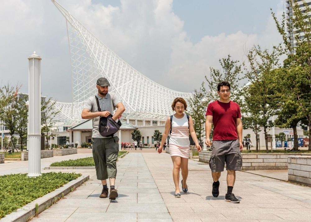 Kobe Private Tour With Locals: See The City Unscripted