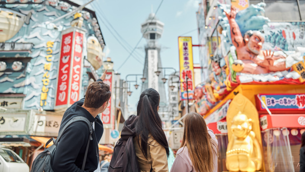 Osaka Private Pop Culture Tour: Historic Tenma To Dotonbori