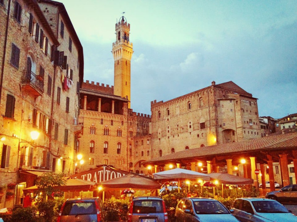 Semi-Private Tour: San Gimignano & Siena