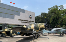 Saigon Private Tour Guide3