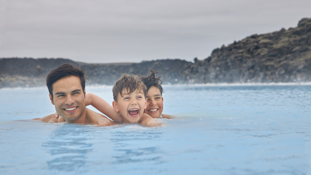 Blue Lagoon Private Transfer: KEF to Reykjavik with 3-Hours at Blue Lagoon