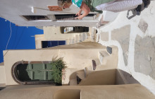 Santorini Golden Tours8
