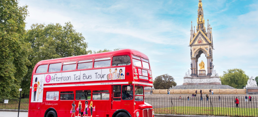 Classic Afternoon Tea London Sightseeing Bus Tour with Brigit`s Bakery