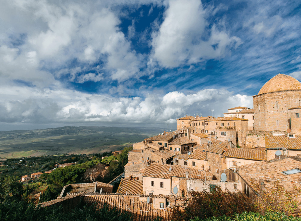 Medieval Tuscany Tour from Florence: San Gimignano, Volterra & Certaldo