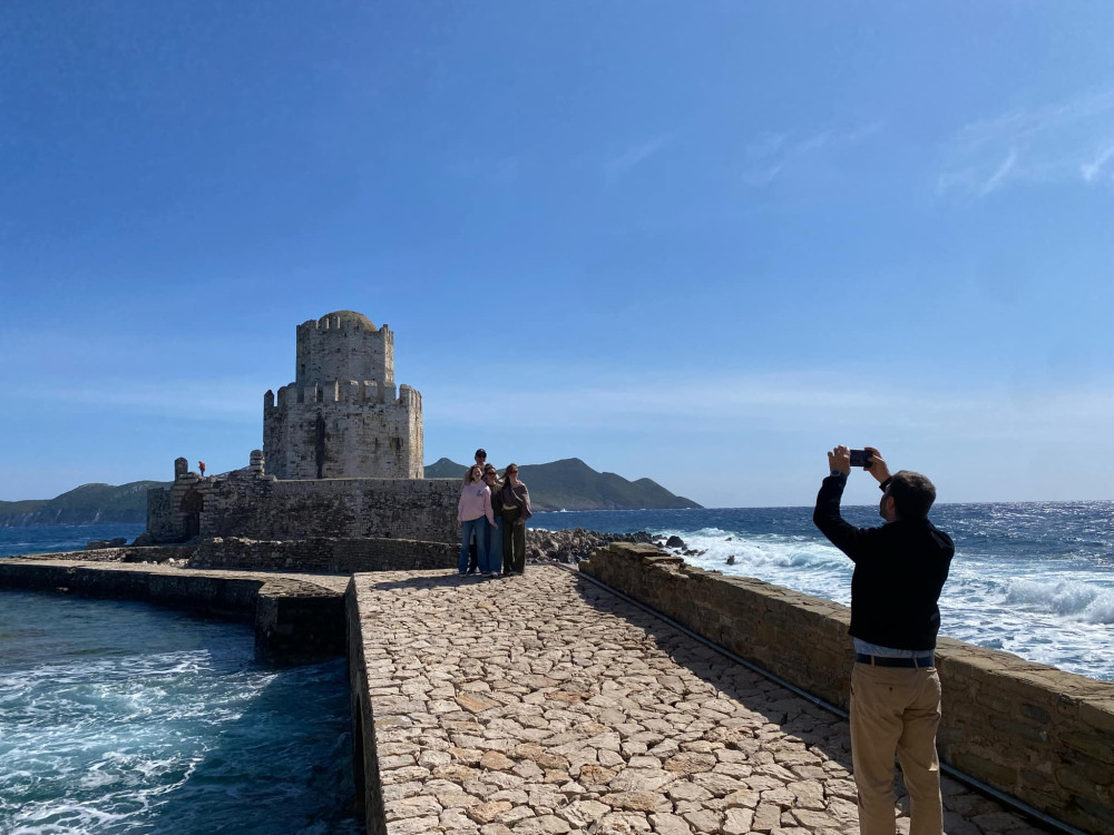 Pylos & Methoni private from Costa Navarino