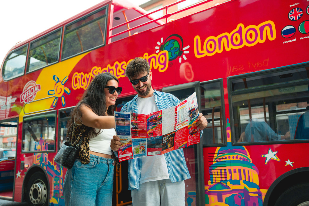 London 360: One-Way River Trip & Unlimited Hop-On Hop-Off Open-Top Bus Tour