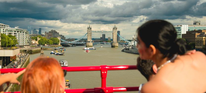 London 360: One-Way River Trip & Unlimited Hop-On Hop-Off Open-Top Bus Tour