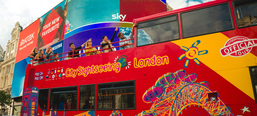 London 360: Return Boat Trip & Hop-On Hop-Off 1-Day Open Top Bus Pass