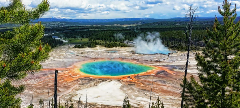 8-Day Adventure: Explore Grand Teton & Yellowstone