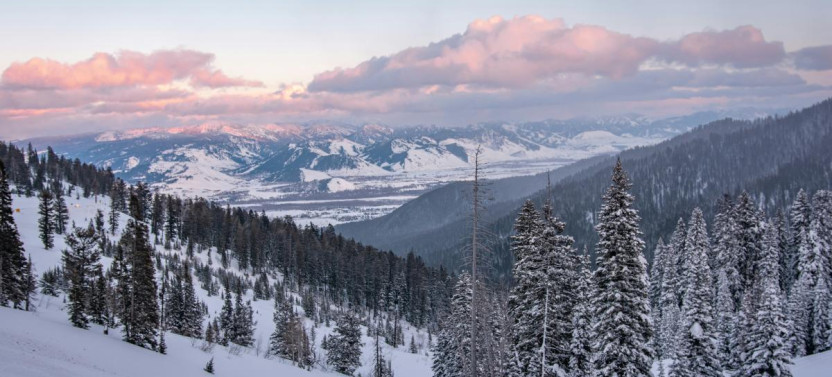 6-Day Snowmobile Adventure: Explore Jackson Hole & Yellowstone