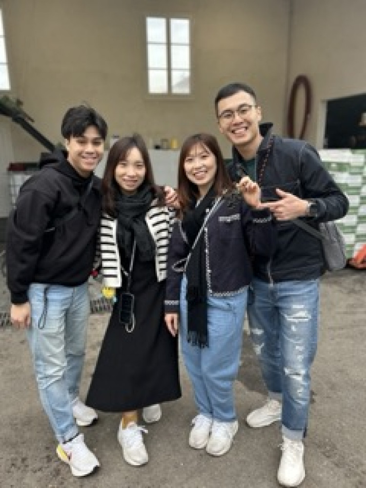 Private Champagne Day Trip from Paris to Reims & Épernay