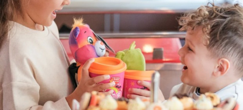 Classic Afternoon Tea London Sightseeing Bus Tour with Brigit`s Bakery