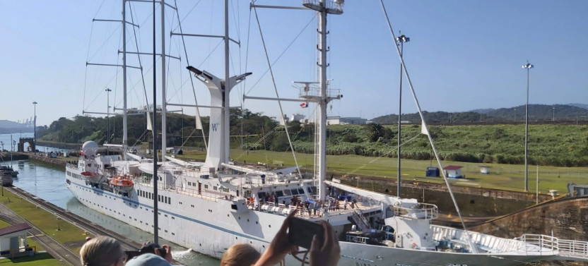 Panama Canal Visitor Center and City Tour Shared Tour