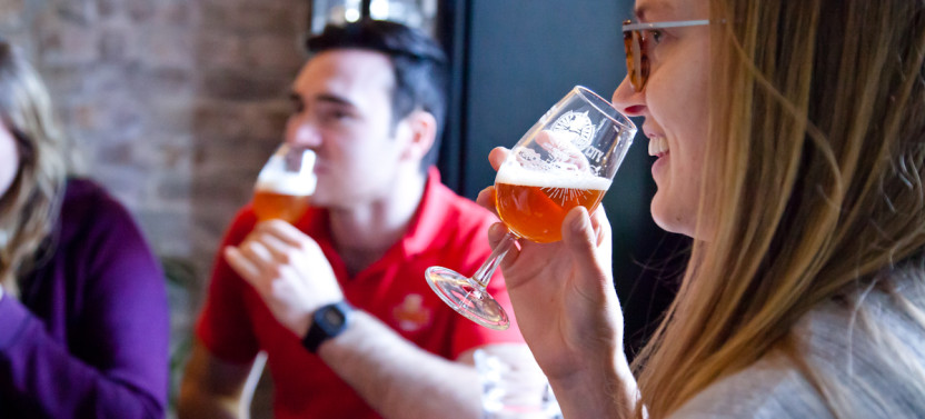Edinburgh Pub History Tour