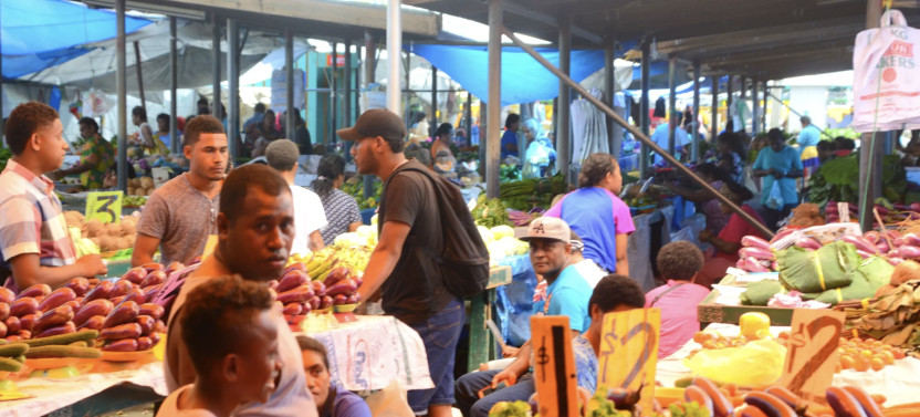 Nausori Town Market & Scenic Drive Cultural Tour in Fiji