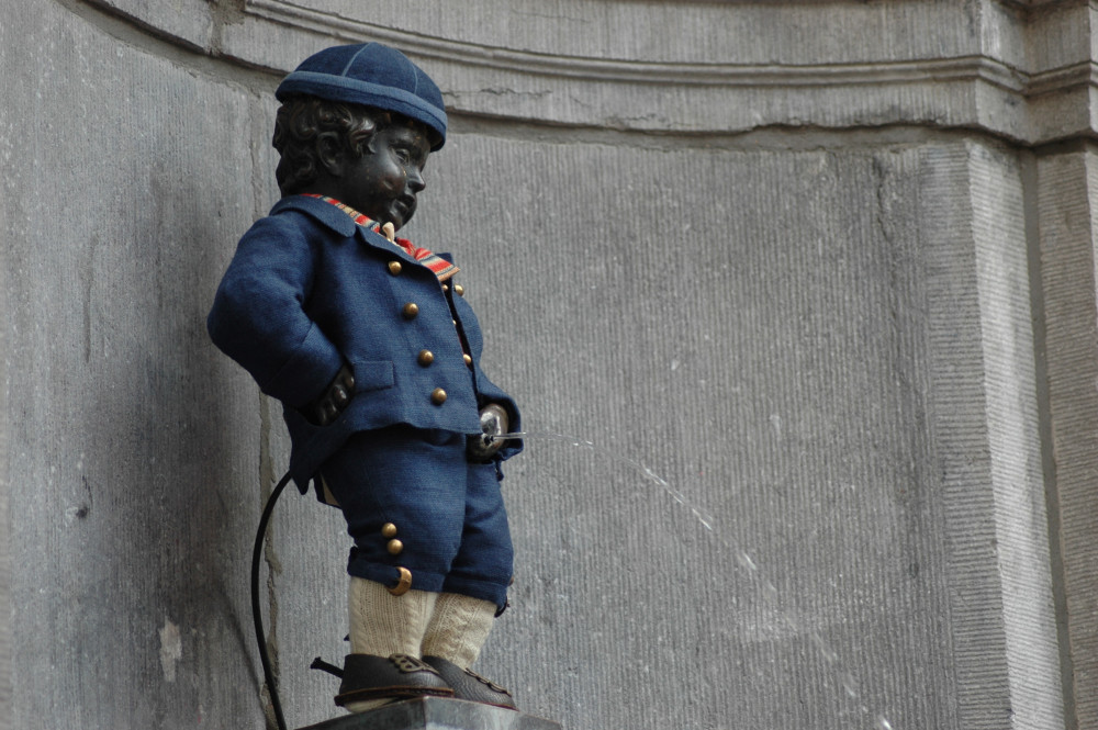 Belgian Food, Chocolate, Beer, Waffle, and Sightseeing All In Tour