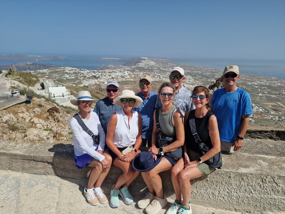 Santorini: 6hr Small Group Shore Excursion Villages & Wine