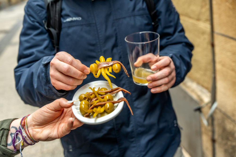 Bilbao Food Tour with Pintxos & Drinks with a Local