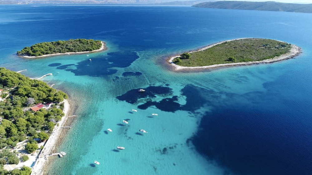 Bonaca - Private Boat tours