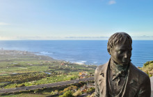 The Best Day Tours555