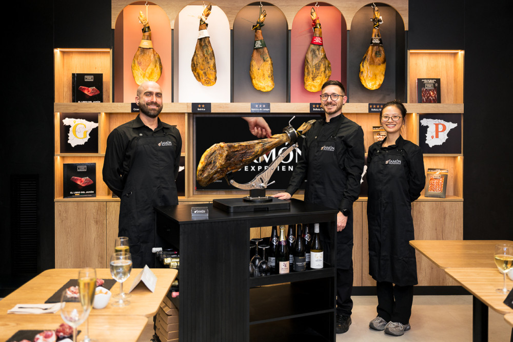 Jamón Experience | Premium Iberian Ham & Wine Tasting in Barcelona