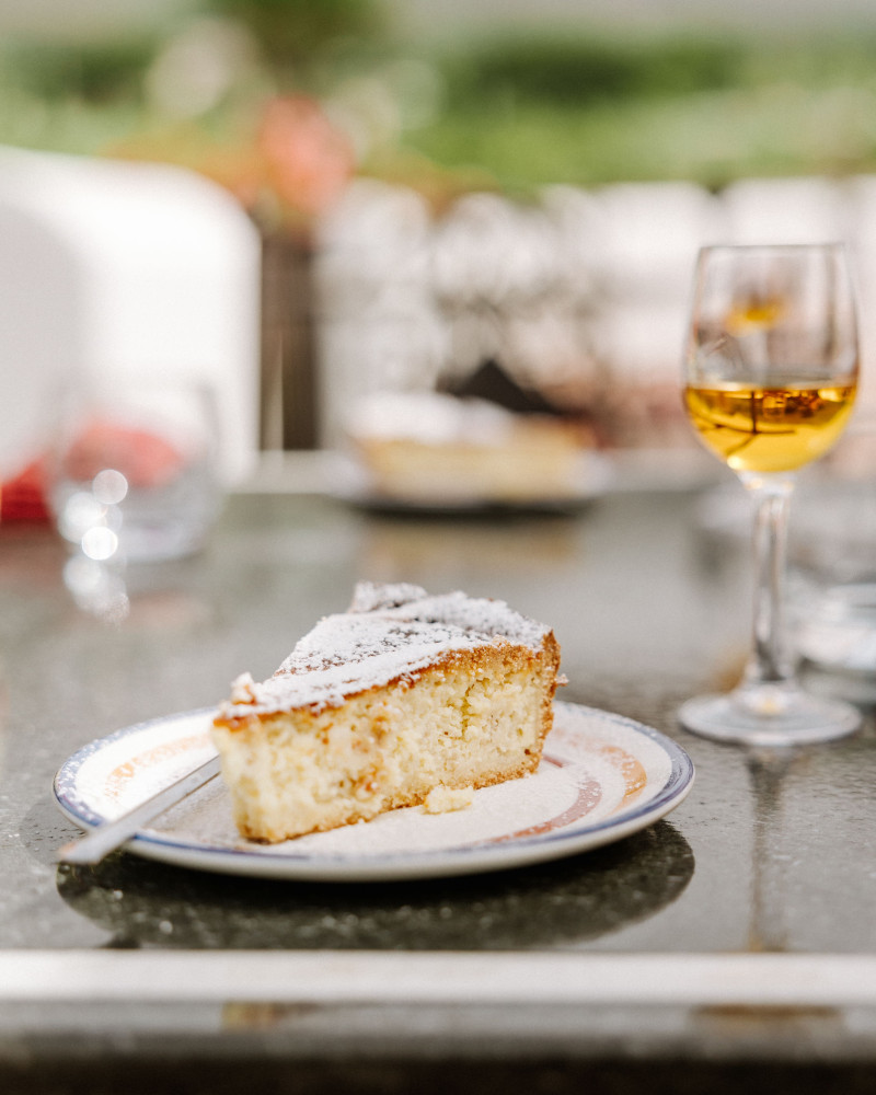 Vesuvius Wine Tasting & Traditional Italian Lunch at a Family-Owned Winery