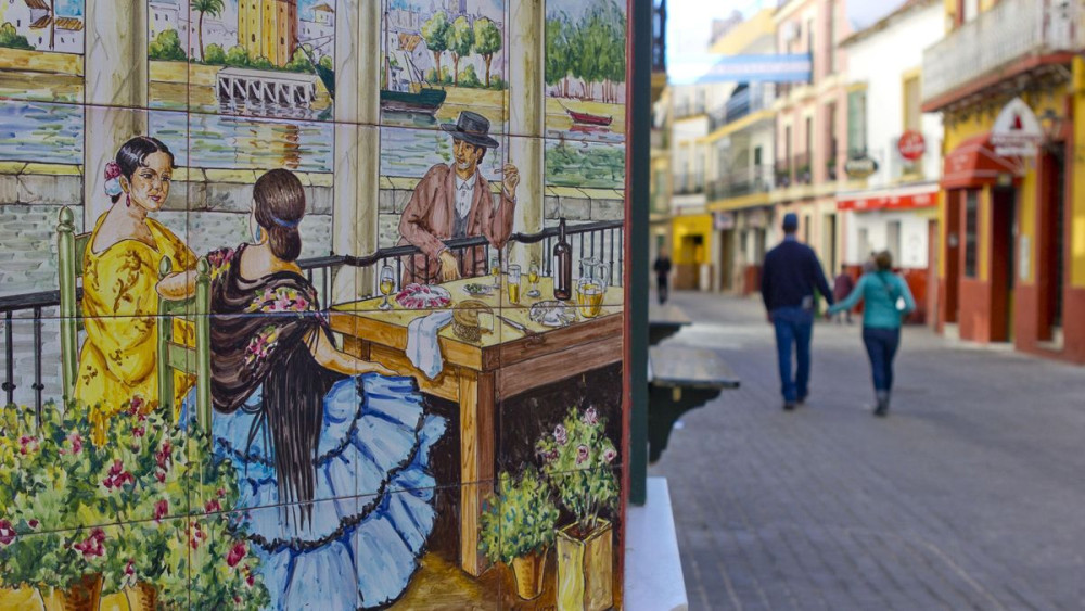 Exclusive Sevilla Enogastronomic and Histocilal Experience