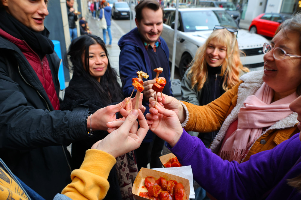 Berlin's Greatest Hits: Private Food, Beer & History Tour