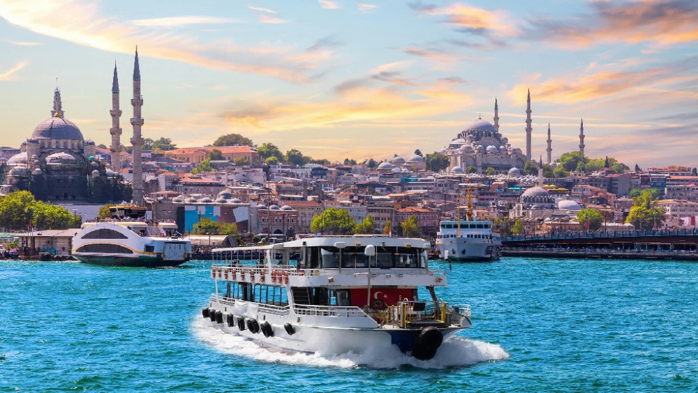 Full Day Istanbul Bosphorus Tour (European & Asian Sides)