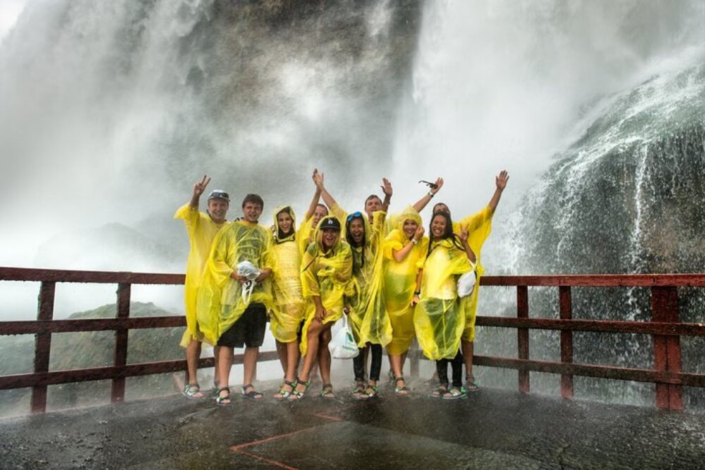 Niagara Falls Full Day Tour with American and Canadian Sides