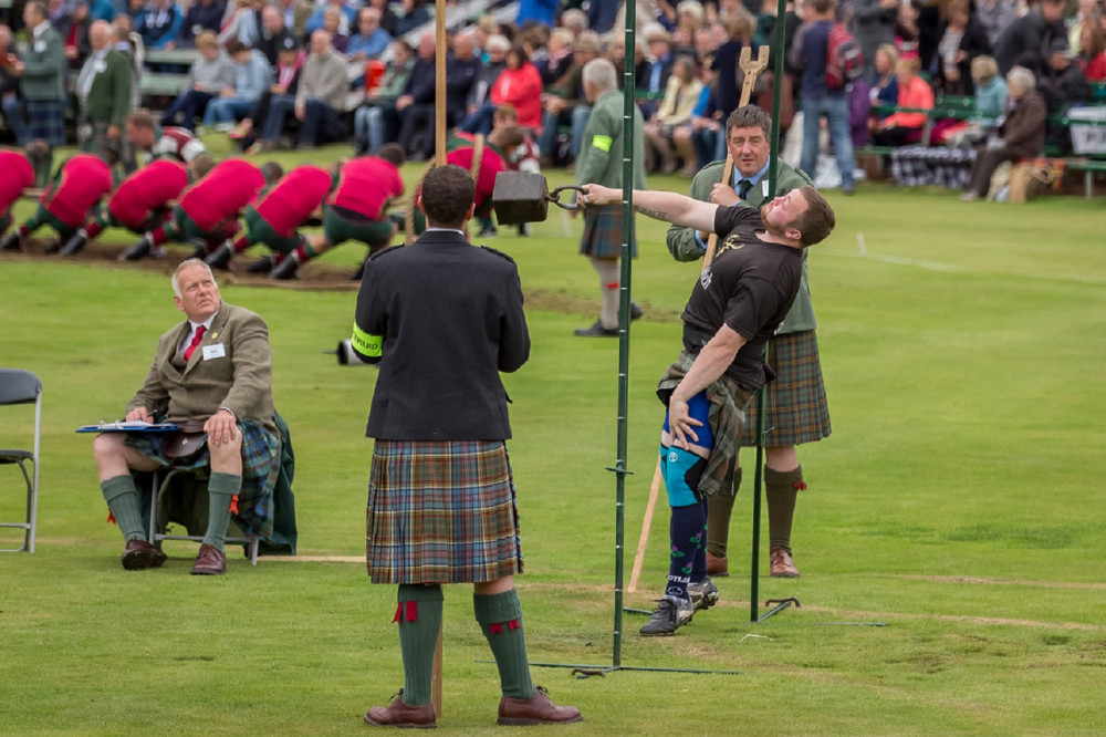 Highland Games tour from Inverness