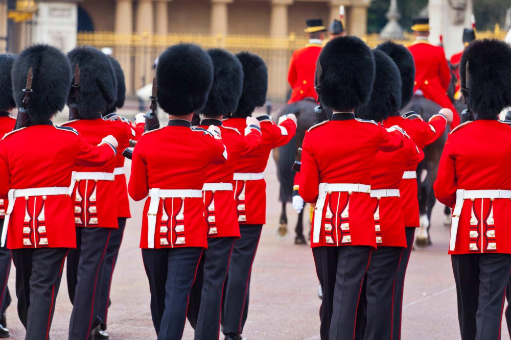 Changing of the Guard & Royal Mews with Queen Elizabeth II Exhibition