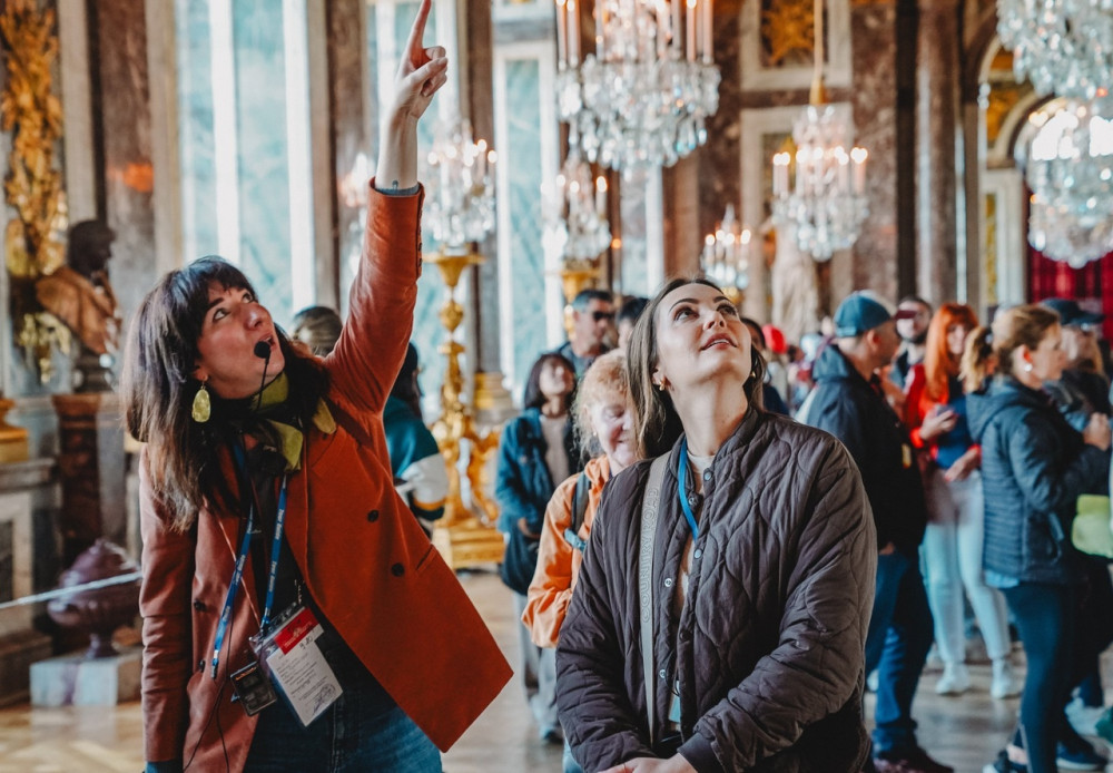 Versailles Palace and Gardens Skip-the-line Walking Group Tour