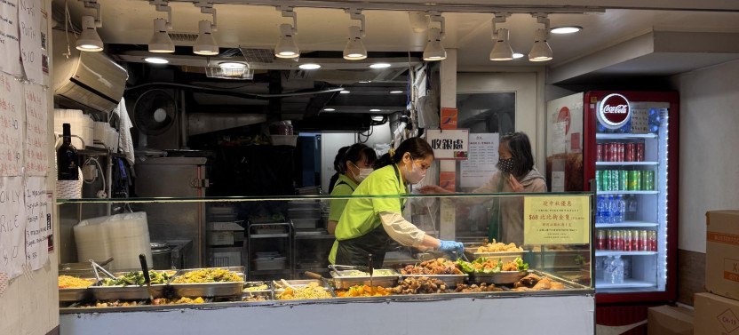 Insider-Led Hong Kong Market Tour & Tastings with Alva