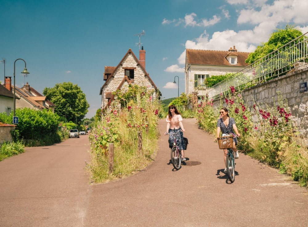 France Private Monet's Gardens & Giverny Bike Tour